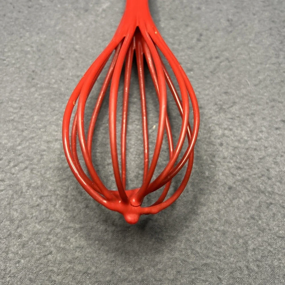Vintage Bonny Red Balloon Whisk White Handle Rubber Coated Retro Kitchen Utensil